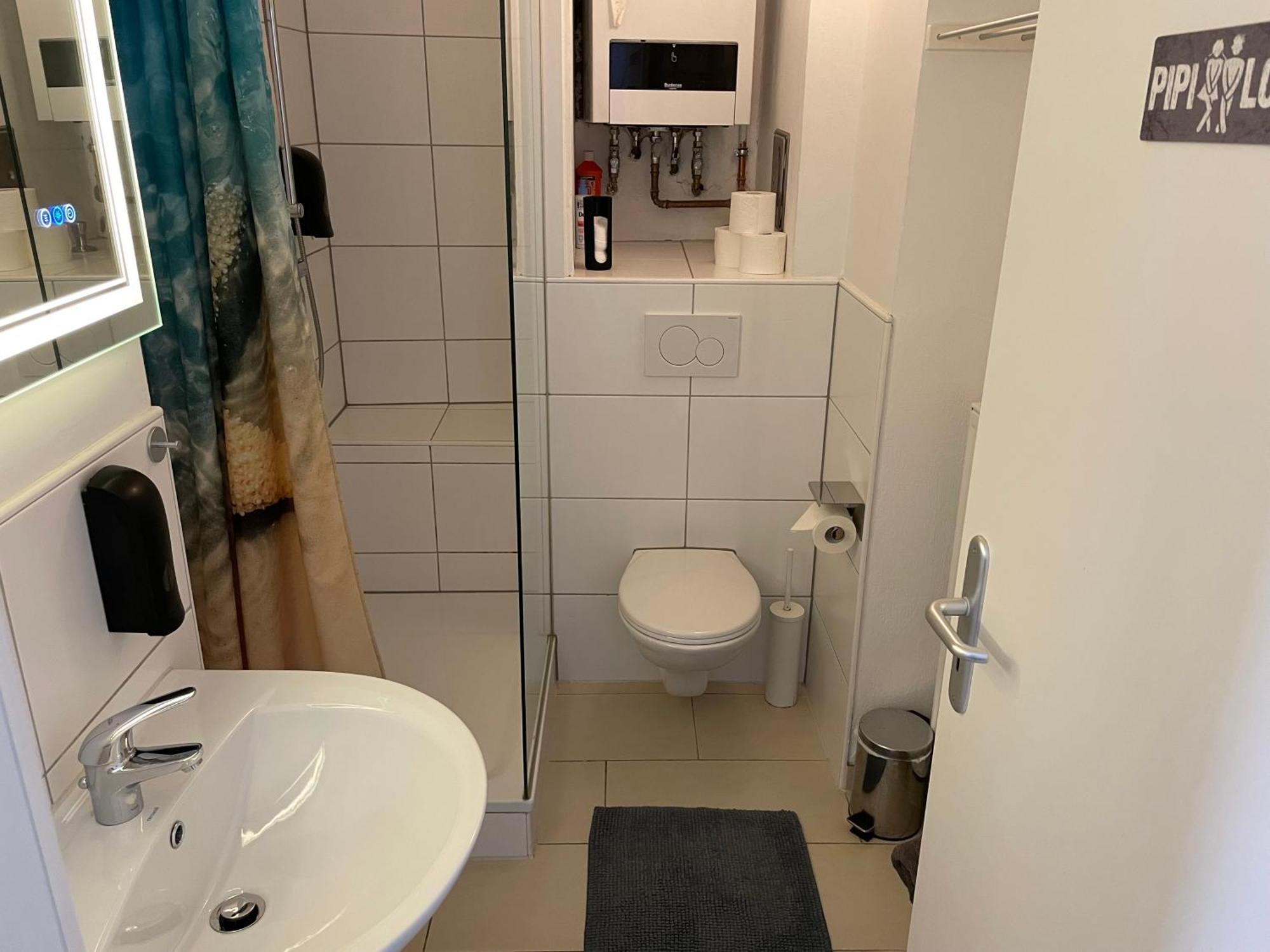 Schoenes Apartment Mitten In Der Stadt III Koblenz  Eksteriør bilde
